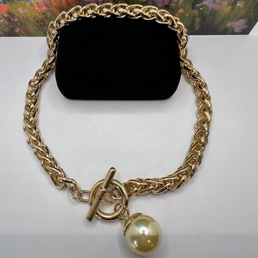 Single Pearl Dangle Toggle Necklace - image 1